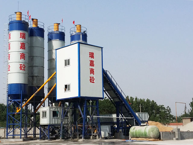 HZS90小型商品(pin)混凝土攪拌站(zhàn)