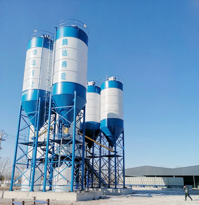 免基礎(chu)混凝土(tu)攪拌站(zhàn)有什麽(me)優點？